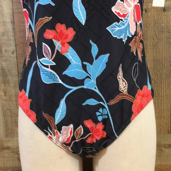 Walk On Beach Swimwear Womens Large Black Blue Floral Keyhole Back One Piece - Picture 3 of 13